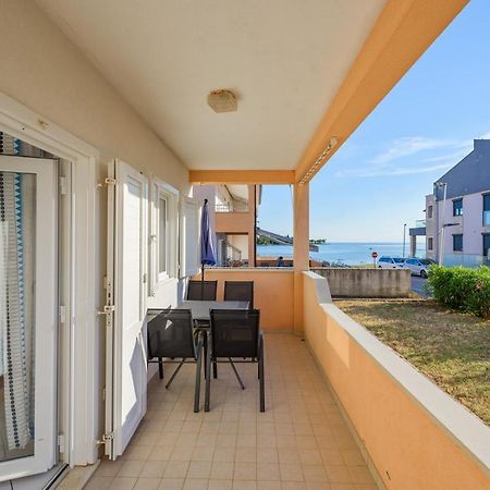 Lucrezia House With Apartments Lovrecica  Exterior photo